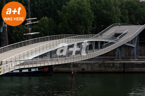 Dietmar Feichtinger Architectes. Simone-de-Beauvoir Footbridge. Paris
